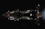 Kurvige Linie und weiterhin das bescheuertste Cockpit der Welt (Bild: MV)