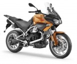 Die Moto Guzzi Stelvio 1200 ist eine geradezu chinesisch dreiste Kopie der BMW GS.