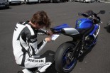 Toby an seiner eigenen Suzuki GSX-R 600 von 2006.