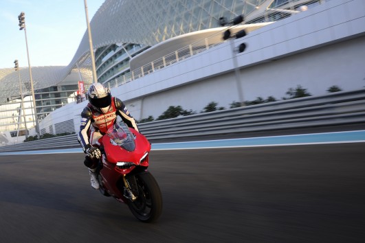 Hinterradabhebeschätzeisen gibt es auf Setting 1 nicht: danke, Ducati!